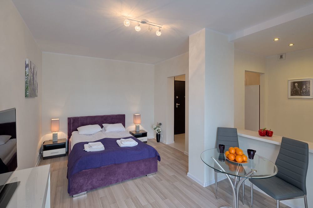 City Aparthotel Ochota Warsaw Exterior photo